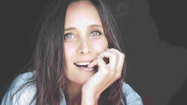 <span class="entry-title-primary">Julie de Bona</span> <span class="entry-subtitle">In the spotlight</span>