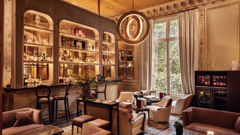 <span class="entry-title-primary">Voile d’Or</span> <span class="entry-subtitle">Luxury and privacy</span>